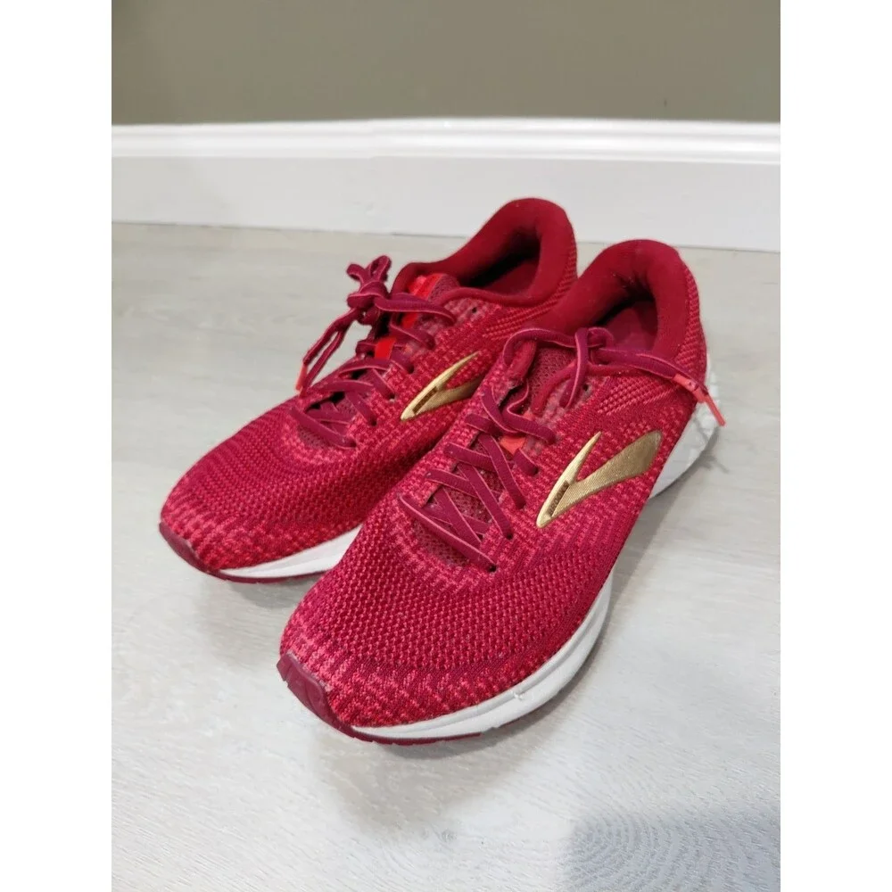 Size 10 - Brooks Revel 3 Red Teaberry Gold 120302-1B-694 Women's Sneakers